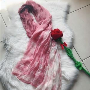 Alexander McQueen skulls scarves